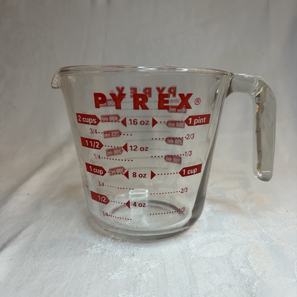 Vintage Pyrex 2 Cup Glass Measuring Cup Red Lettering Made in USA